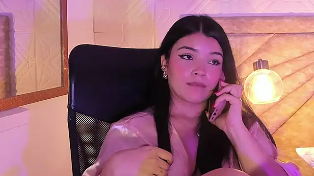 EmmaBlossom online show from March 5, 1:51 pm