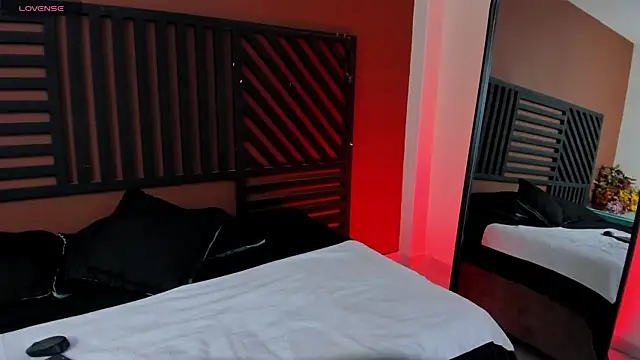 Cattleya veloza   online show from November 6, 8:59 pm