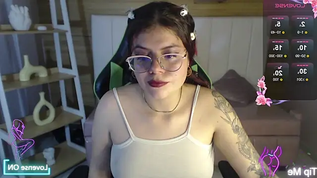 draviana a  online show from November 15, 3:18 am