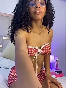 Lia Sin online show from December 14, 1:55 am