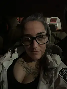 inkdmagz online show from October 17, 4:37 am