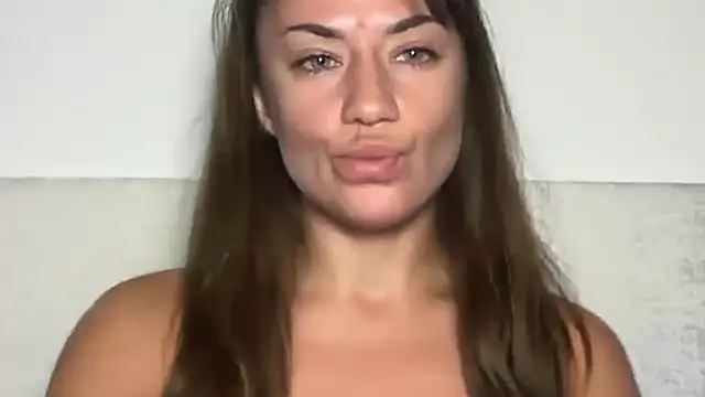 Roriann online show from March 3, 3:40 pm