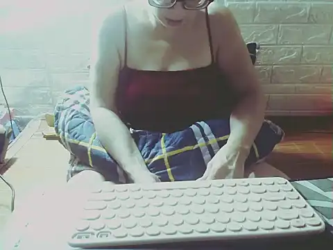 hyhy 99 online show from October 3, 12:32 pm