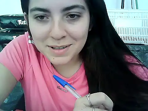 Snapshot of larj021bb chatting on October 29, 4:20 pm larj021bb online show from October 29, 4:20 pm