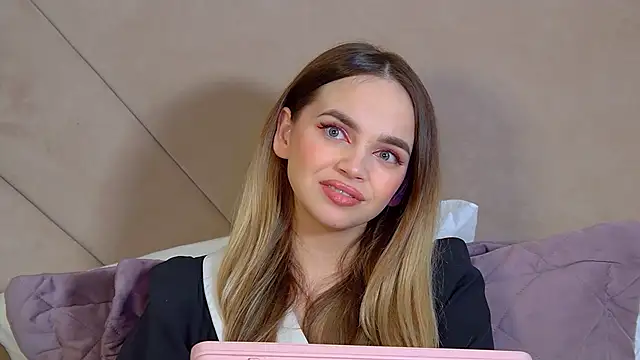 AnitaVenture online show from April 3, 1:42 pm