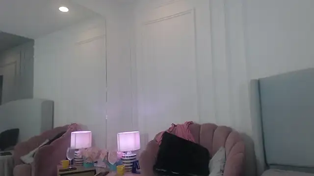 ChantalGarner online show from February 23, 1:10 pm