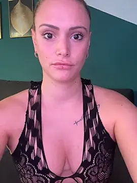 Stellaspice online show from October 6, 8:42 am