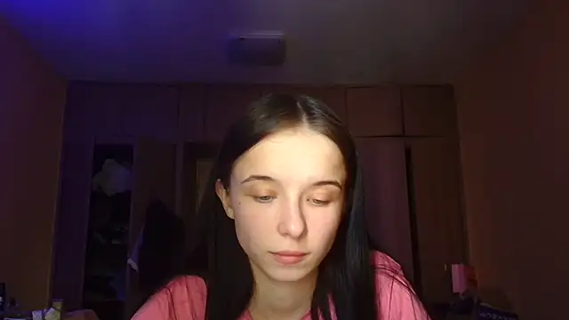 Emilia Light online show from June 6, 11:05 am