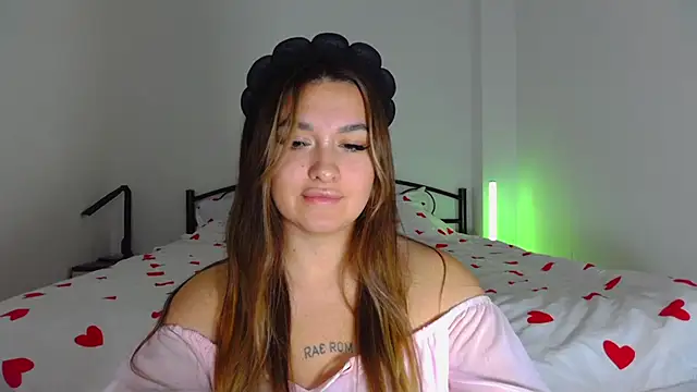 YourEmily xx online show from October 14, 10:29 am