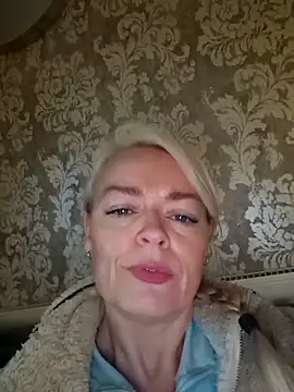 demidelightfulxx online show from October 29, 7:56 am