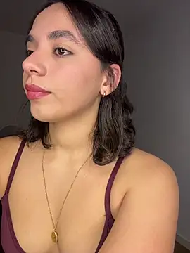 Capricho 01 online show from March 23, 6:14 pm