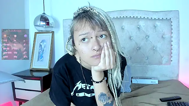 Baby Punk1 online show from January 5, 7:50 pm