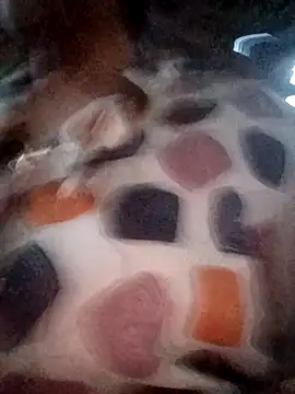 bree-zz online show from April 5, 11:20 am