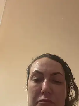 sexybriiiixoxo online show from May 3, 2:15 am