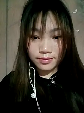 min-xinh online show from March 7, 6:26 pm