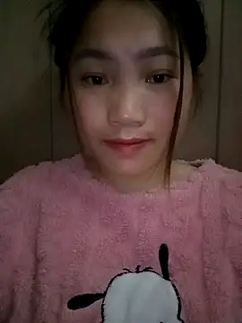 min-xinh online show from January 15, 10:49 pm