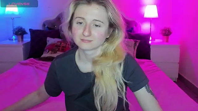 CamillaDreamer online show from January 9, 6:56 pm