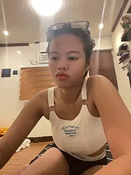 Obre17 online show from April 18, 1:13 pm