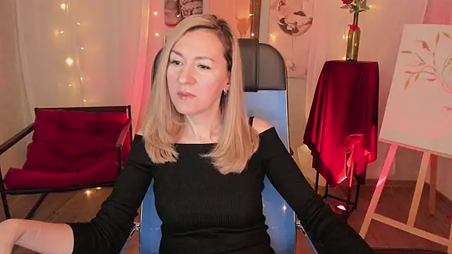 DonnaSmitth online show from March 6, 7:31 pm