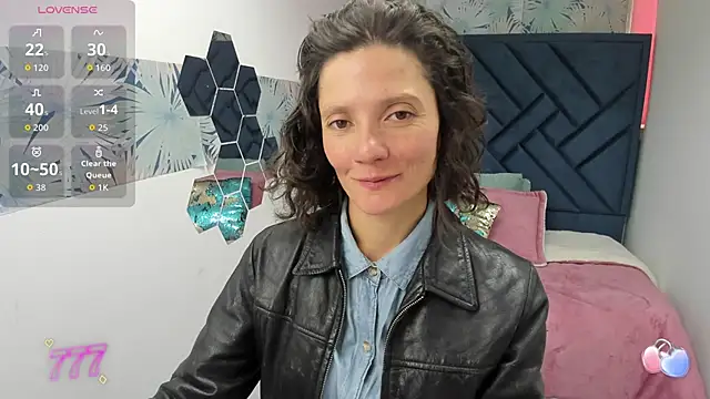 Valery More   online show from March 27, 1:12 pm