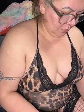 SaraNoir80 online show from February 4, 8:01 pm