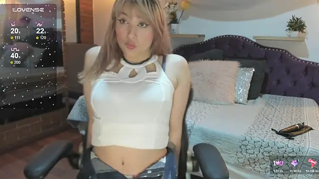 sophialyh 1 online show from November 24, 12:51 pm