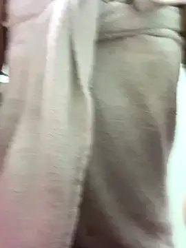 miluwatson online show from November 8, 8:03 pm