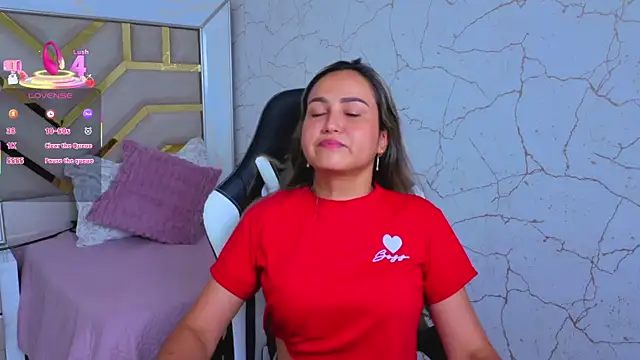 lila cute1 online show from November 19, 7:14 pm