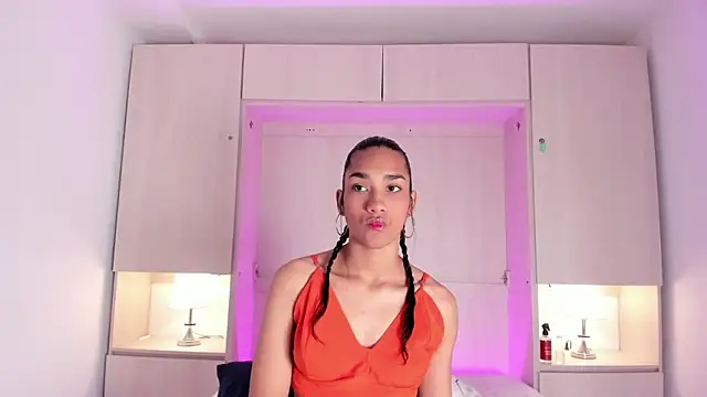 AnahiCollins online show from November 21, 11:34 am