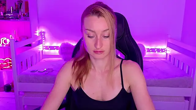 MysticRoxanne online show from January 13, 4:55 pm