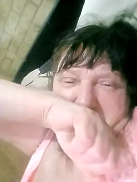 Apeesynka55211 online show from March 24, 11:43 pm