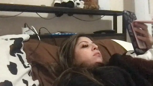 bunnygorl12 online show from November 19, 10:04 am