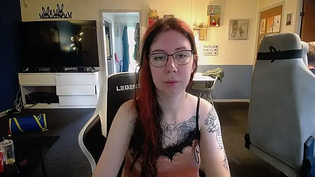 TattooedGirls online show from October 31, 10:52 am