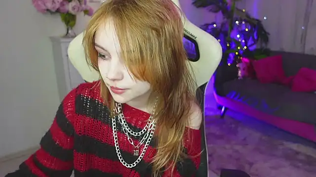 Staymonica online show from February 3, 1:16 pm