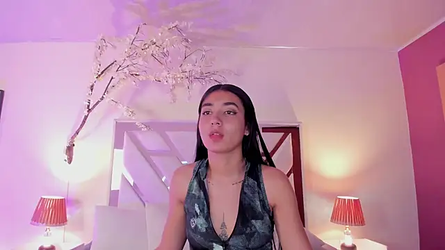 cloe taylor   online show from December 13, 8:15 pm