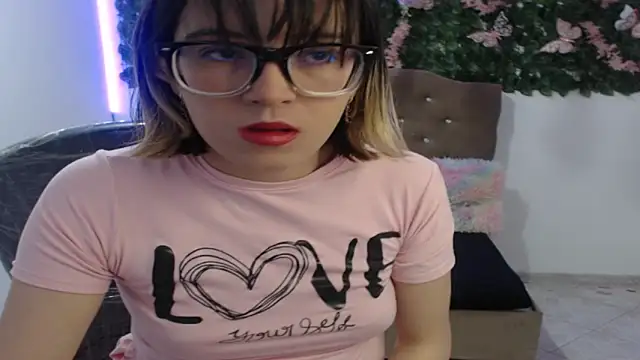 cristal hills 19 online show from December 22, 5:27 pm