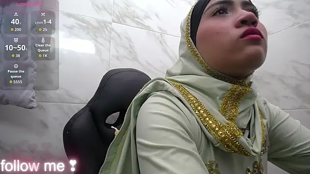 Neesha   online show from November 20, 11:55 am