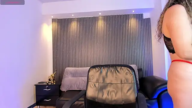 VenusCooper online show from November 11, 7:33 pm