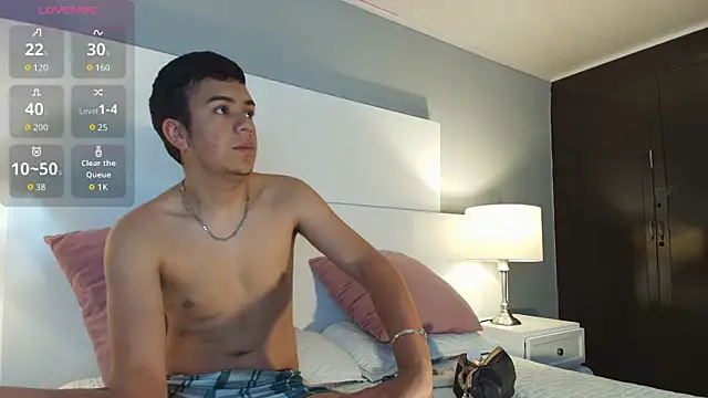 Dylan Katte online show from February 9, 10:34 pm