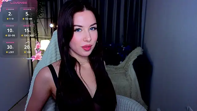 ChloeSammers online show from November 24, 2:30 pm