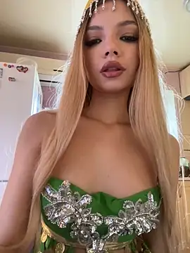  Siennaaa  online show from November 3, 12:09 pm