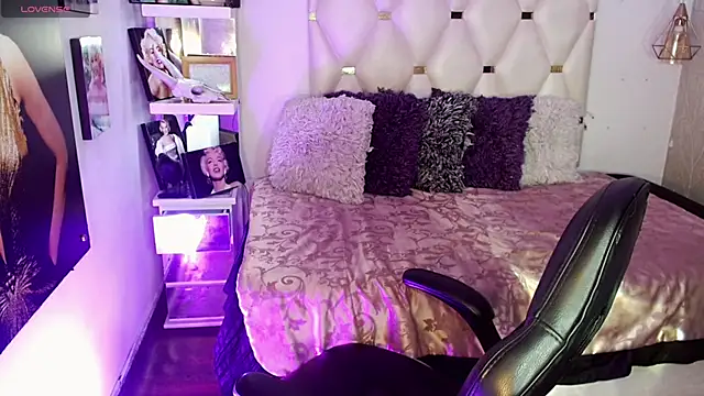 Miranda Collins online show from November 9, 7:54 pm