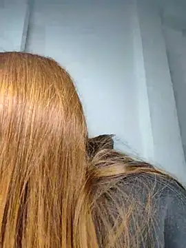 Bennuluspeach  online show from November 1, 7:29 pm