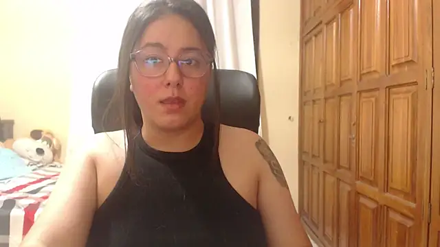 Venus cat  online show from July 20, 12:35 am