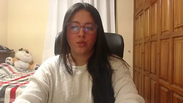 Venus cat  online show from July 15, 5:12 am