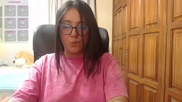 Venus cat  online show from June 27, 5:30 am