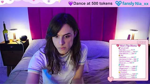 estrogen nia online show from October 2, 1:32 am