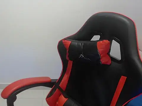 emily sexxx online show from October 19, 6:26 am