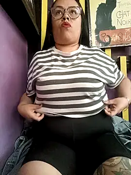 Italia 12 online show from October 17, 9:40 pm