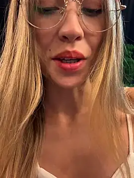 fanyabbey online show from March 11, 5:22 am